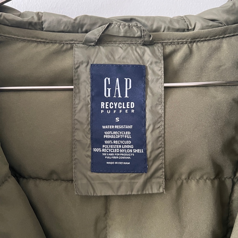Gap Puffer Jacket